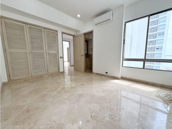 Apartamento de 3 alcobas en venta en Castillogrande, Cartagena, 190 m² · foto 10 de 16