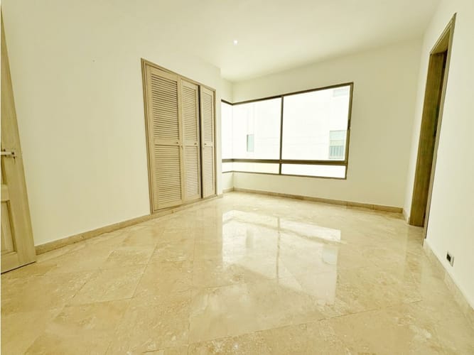 Apartamento de 3 alcobas en venta en Castillogrande, Cartagena, 190 m² · foto 12 de 16