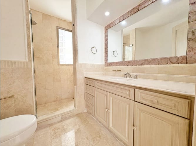 Apartamento de 3 alcobas en venta en Castillogrande, Cartagena, 190 m² · foto 13 de 16