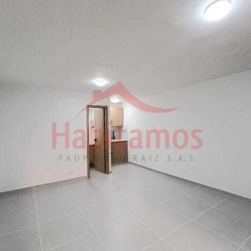 Local en arriendo en La Floresta, Medellín, 23 m² · foto 2 de 5