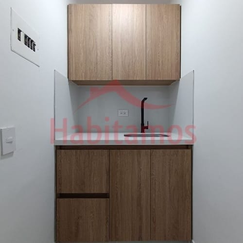 Local en arriendo en La Floresta, Medellín, 23 m² · foto 4 de 5
