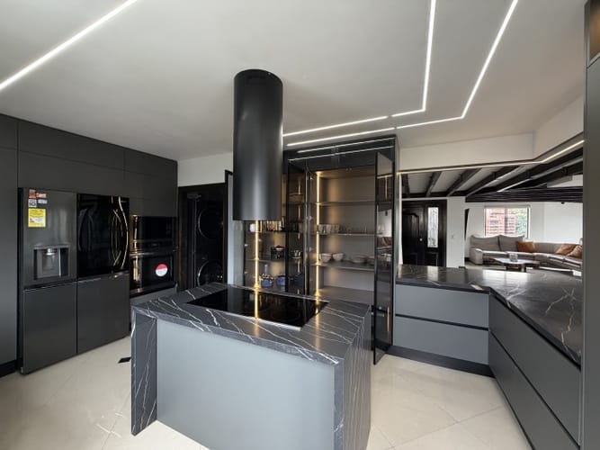 Apartamento de 3 alcobas en venta en Santa Teresita, Cali, 262 m² · foto 1 de 24