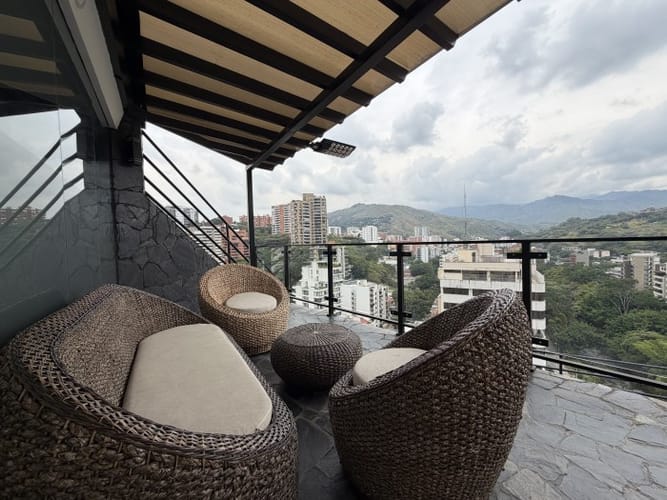 Apartamento de 3 alcobas en venta en Santa Teresita, Cali, 262 m² · foto 4 de 24