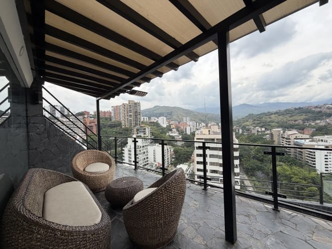 Apartamento de 3 alcobas en venta en Santa Teresita, Cali, 262 m² · foto 5 de 24