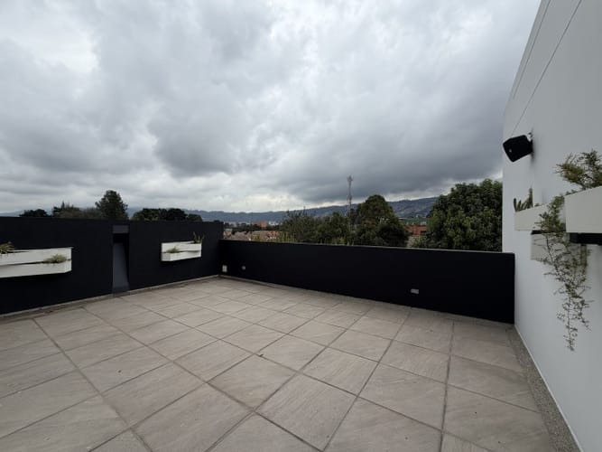 Casa de 4 alcobas en venta en Cedritos, Bogotá, 776 m² · foto 22 de 24