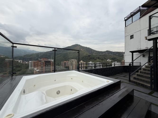 Apartamento de 3 alcobas en venta en Santa Teresita, Cali, 262 m² · foto 9 de 24