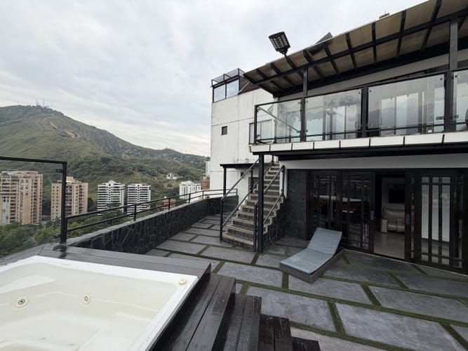 Apartamento de 3 alcobas en venta en Santa Teresita, Cali, 262 m² · foto 11 de 24