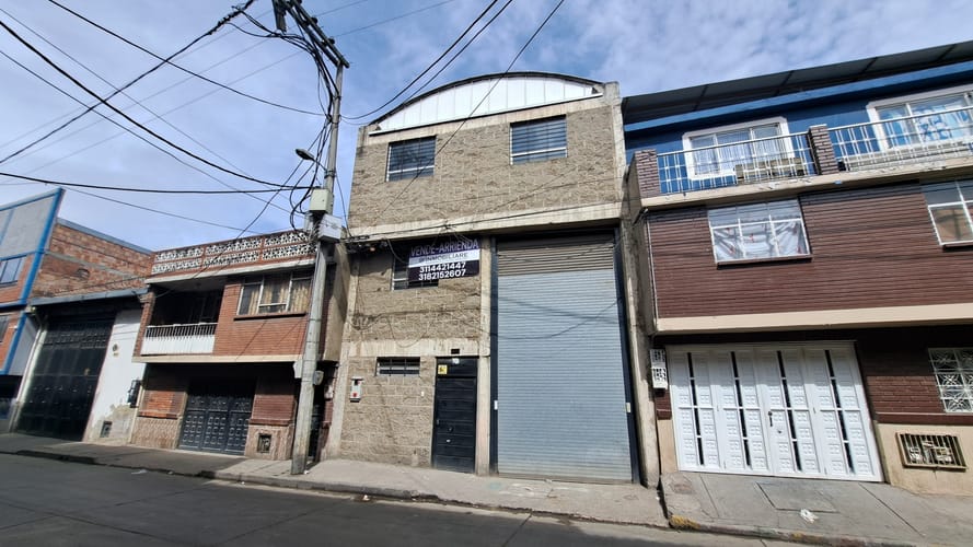 Warehouse for rent in San benito, Bogotá