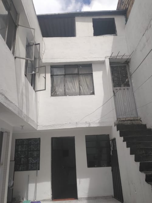 Casa de 3 alcobas en venta en Carvajal, Bogotá, 250 m² · foto 2 de 16