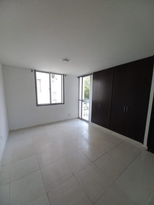 Apartamento de 3 alcobas en arriendo en Topacio, Ibagué, 76 m² · foto 9 de 24