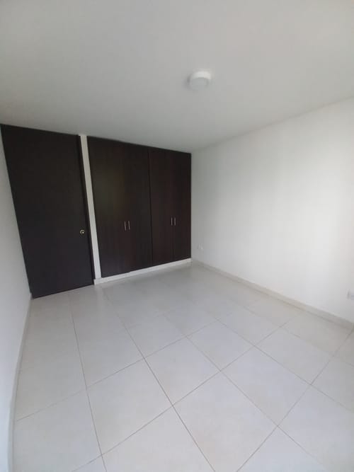 Apartamento de 3 alcobas en arriendo en Topacio, Ibagué, 76 m² · foto 15 de 24