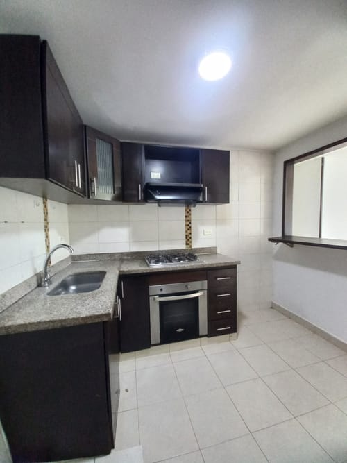 Apartamento de 3 alcobas en arriendo en Topacio, Ibagué, 76 m² · foto 21 de 24