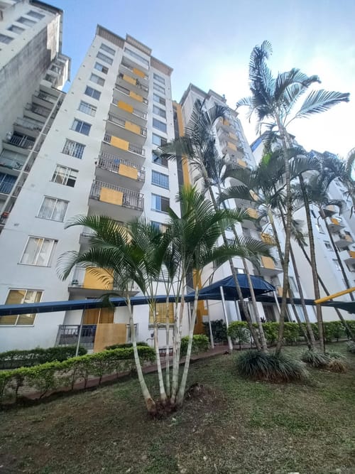Apartamento de 3 alcobas en arriendo en Topacio, Ibagué, 76 m² · foto 23 de 24