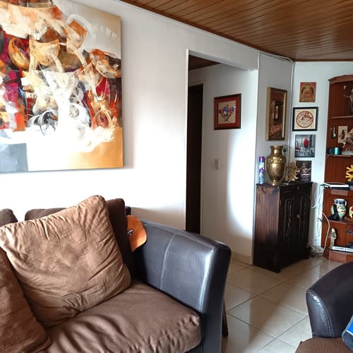 Apartamento de 3 alcobas en venta en Colina Campestre, Bogotá, 80 m² · foto 3 de 14