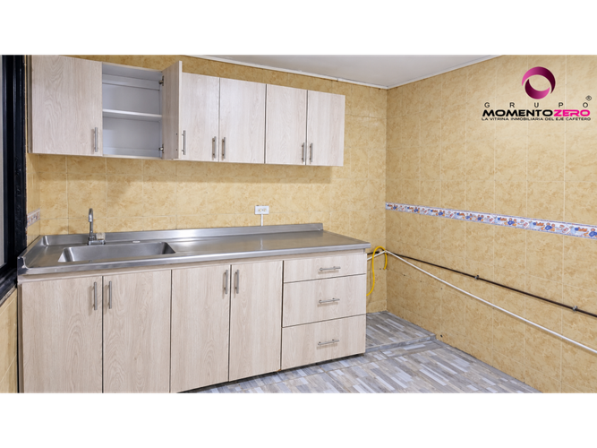 Casa de 8 alcobas en venta en Altos De Panorama, Pereira, 182 m² · foto 2 de 13