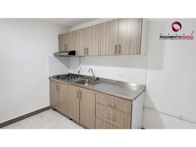 Casa de 8 alcobas en venta en Altos De Panorama, Pereira, 182 m² · foto 3 de 13