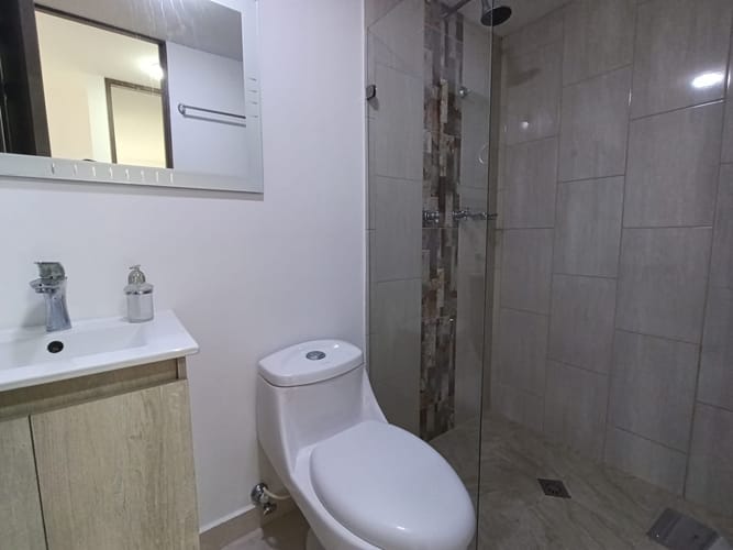 Apartamento de 3 alcobas en arriendo en Las Lomitas, Sabaneta, 80 m² · foto 9 de 19