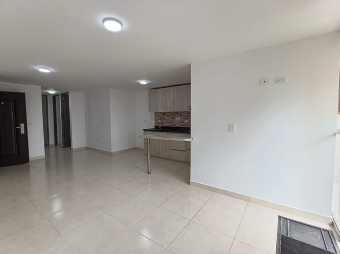 Apartamento de 3 alcobas en arriendo en Las Lomitas, Sabaneta, 80 m² · foto 18 de 19