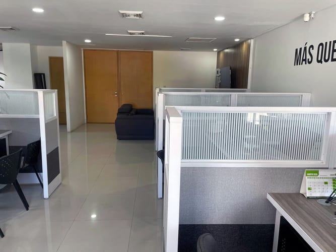 Oficina en arriendo en Santa Monica, Cali, 72 m² · foto 13 de 18