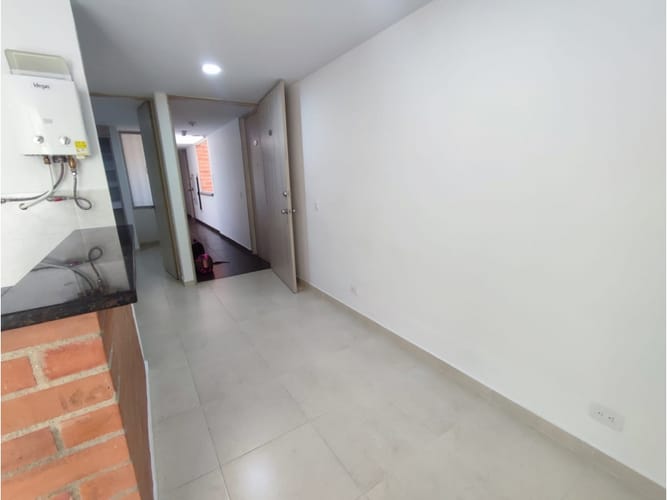 Apartamento de 2 alcobas en arriendo en El Danubio, Medellín, 60 m² · foto 3 de 13