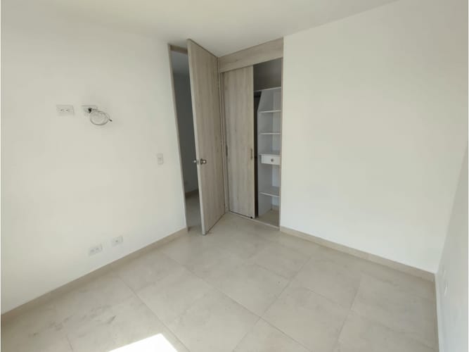 Apartamento de 2 alcobas en arriendo en El Danubio, Medellín, 60 m² · foto 7 de 13