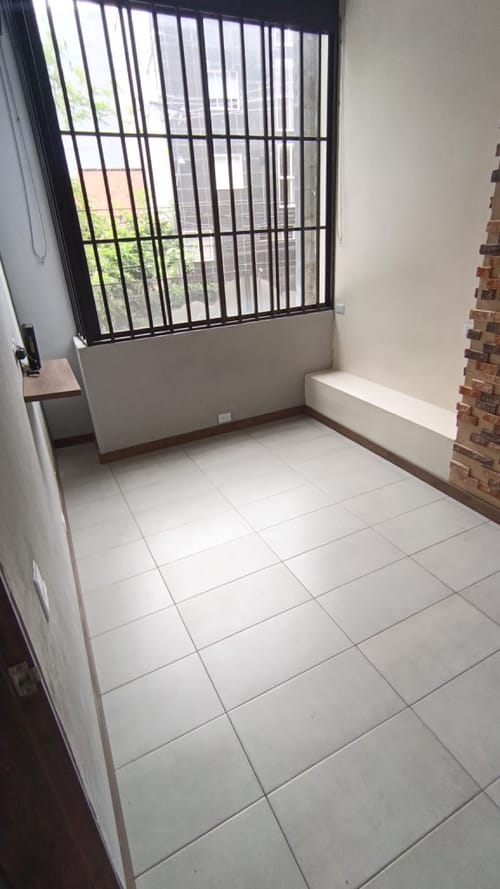 Apartaestudio en arriendo en Florida Nueva, Medellín, 30 m² · foto 8 de 14