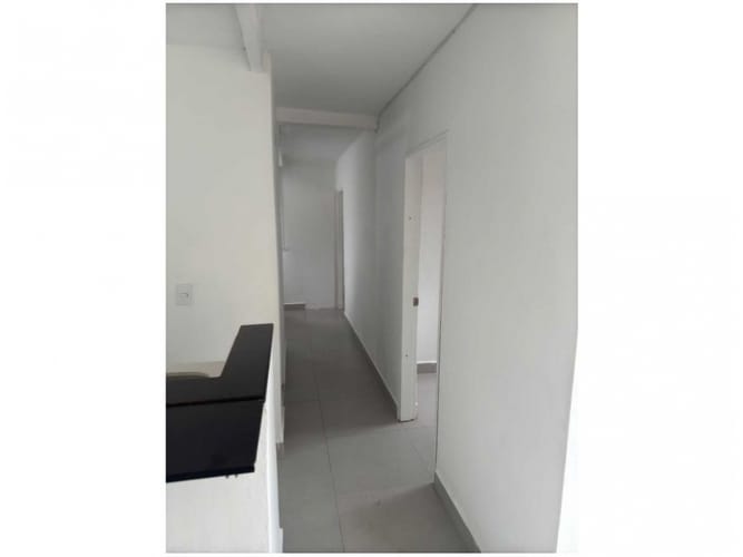 Apartamento de 3 alcobas en venta en Cristo Rey, Medellín, 48 m² · foto 6 de 14