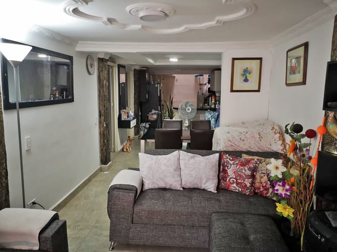 Casa de 6 alcobas en venta en Villa Blanca, Cali, 157 m² · foto 5 de 24