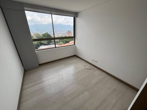 Apartamento de 3 alcobas en arriendo en Loma Del Esmeraldal, Envigado, 113 m² · foto 17 de 24