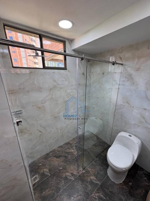 Apartamento de 3 alcobas en arriendo en El Tesoro, Medellín, 165 m² · foto 10 de 24