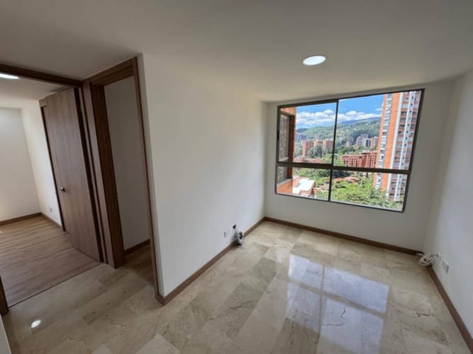 Apartamento de 3 alcobas en arriendo en El Tesoro, Medellín, 165 m² · foto 12 de 24