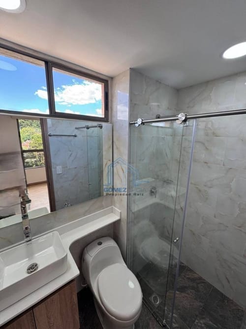 Apartamento de 3 alcobas en arriendo en El Tesoro, Medellín, 165 m² · foto 16 de 24