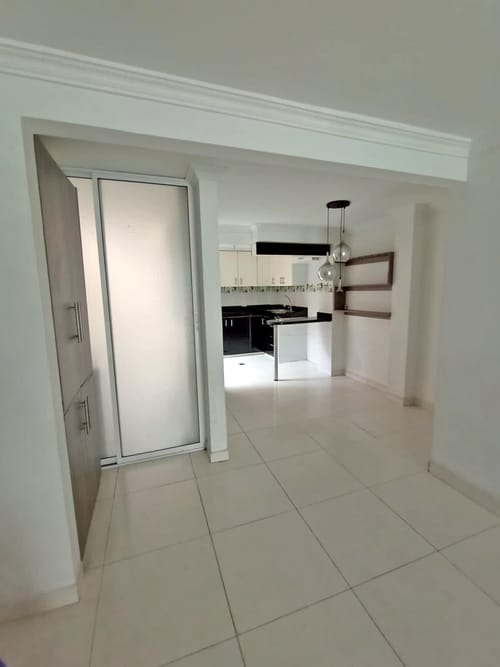 Casa de 4 alcobas en venta en Villagorgona, Candelaria, 244 m² · foto 6 de 23