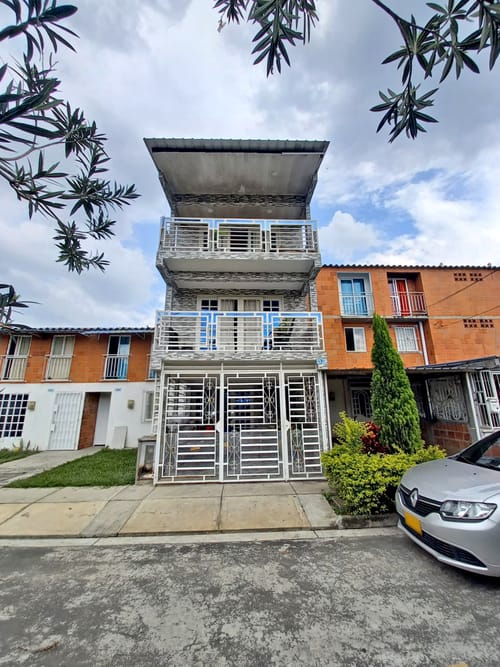 Casa de 4 alcobas en venta en Villagorgona, Candelaria, 244 m² · foto 22 de 23