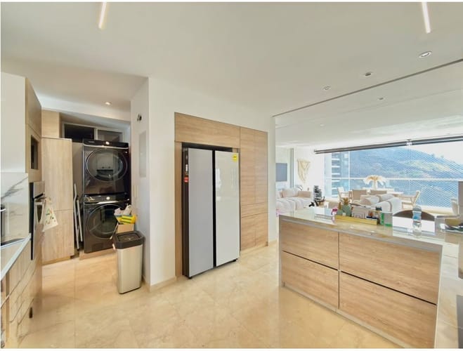 Apartamento de 4 alcobas en venta en Bellavista, Cali, 200 m² · foto 4 de 24