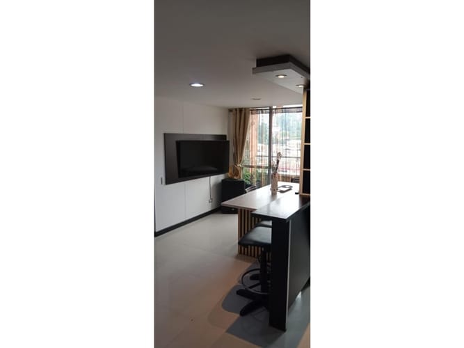 Apartamento de 3 alcobas en venta en Entreamigos, Sabaneta, 72 m² · foto 4 de 13