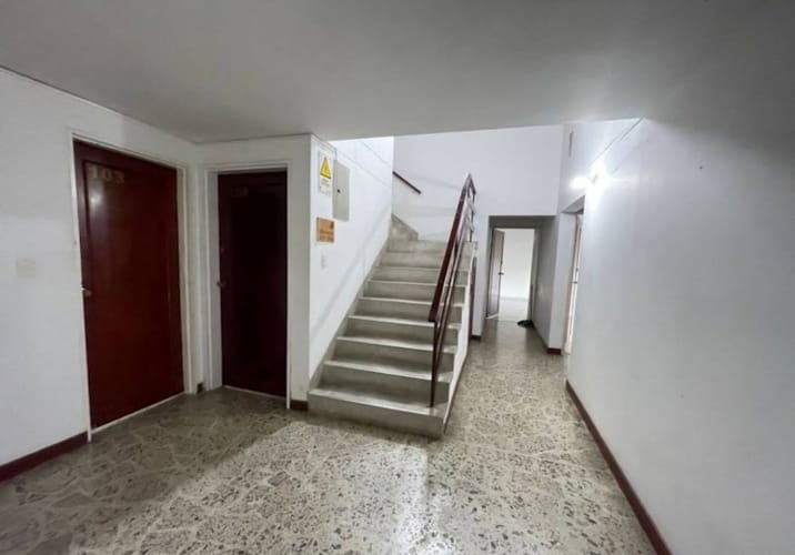 Casa de 10 alcobas en arriendo en Patio Bonito, Medellín, 353 m² · foto 19 de 21