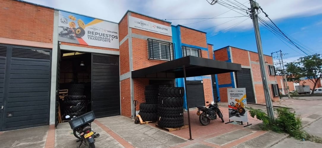 Local en venta en Arismendi Mora Perdomo, Neiva, 153 m² · foto 4 de 23
