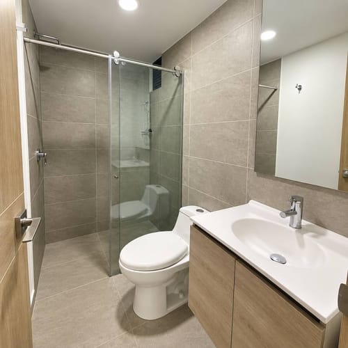 Apartamento de 3 alcobas en arriendo en Cañaveral, Floridablanca, 84 m² · foto 6 de 7