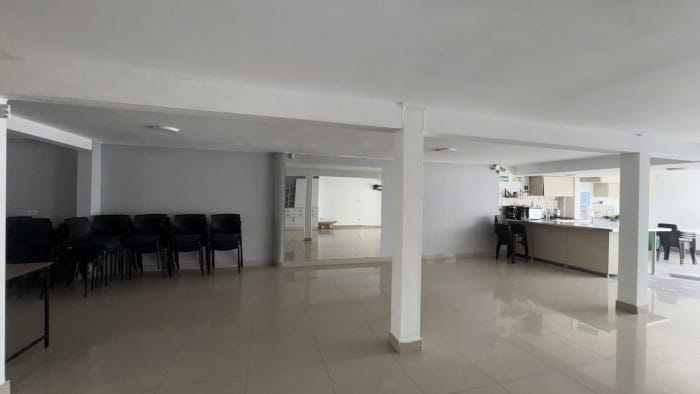 Casa de 3 alcobas en venta en Santa Anita, Cali, 300 m² · foto 3 de 24