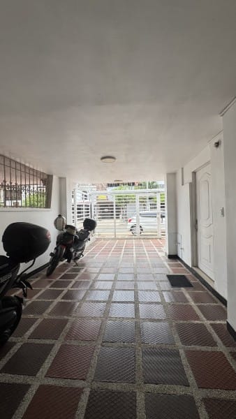 Casa de 3 alcobas en venta en Santa Anita, Cali, 300 m² · foto 10 de 24