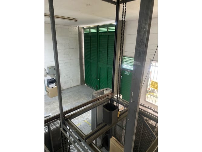 Bodega en arriendo en Centro, Itagüí, 517 m² · foto 3 de 14