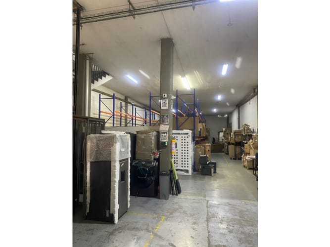 Bodega en arriendo en Centro, Itagüí, 517 m² · foto 11 de 14