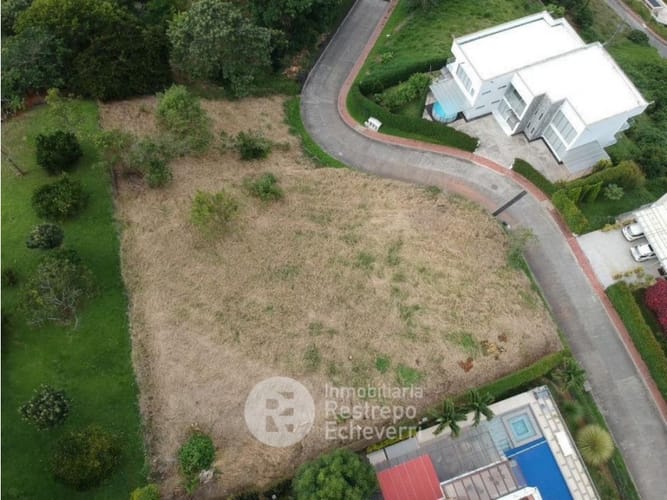 Lote en venta en San Bernardo Del Viento, Manizales, 1833 m² · foto 8 de 8