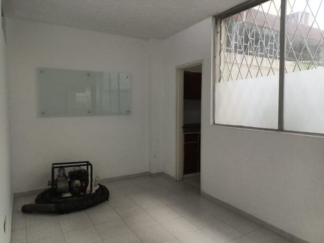 Oficina en arriendo en San Vicente, Cali, 47 m² · foto 3 de 12