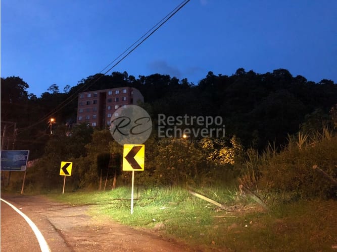 Lote en venta en Estación Uribe, Manizales, 3256 m² · foto 6 de 6