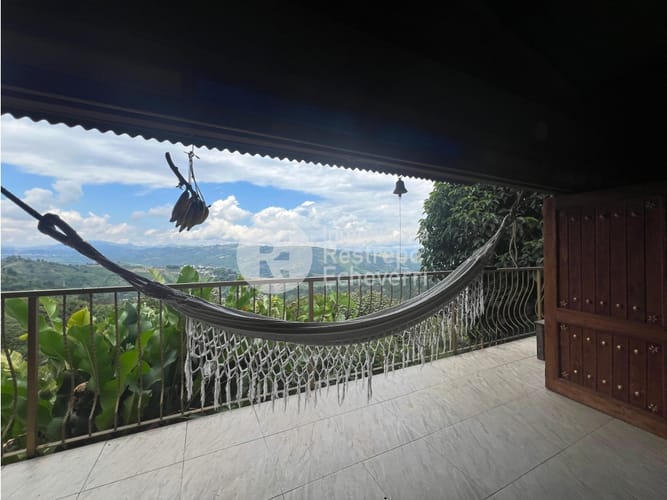 Finca en venta en San Peregrino, Manizales, 379 m² · foto 9 de 24