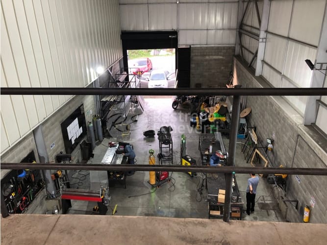 Bodega en venta en El Estanquillo Bajo, Dosquebradas, 250 m² · foto 7 de 13