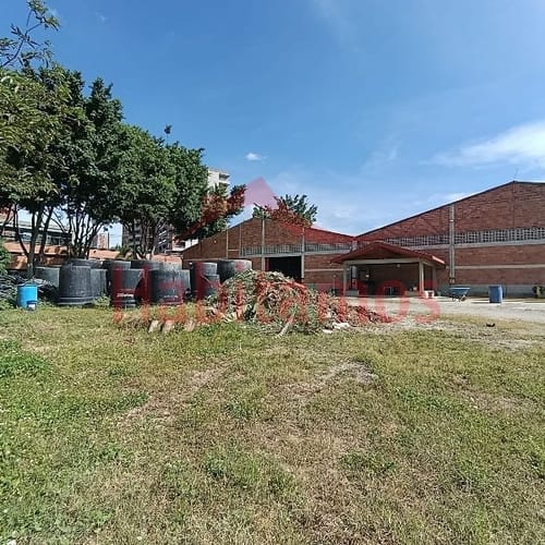 Bodega en arriendo en San Jose, Itagüí, 1702 m² · foto 8 de 15