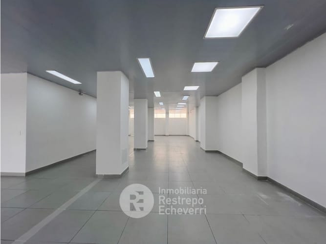 Local en venta en Ondas Del Otún, Manizales, 374 m² · foto 5 de 15
